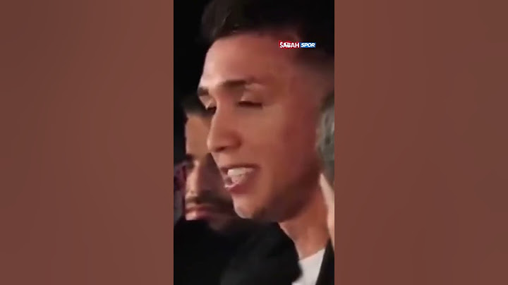 Dün gerçekleşen imza töreninde Muslera’nın konuşma yaptığı sırada, Erden Timur’un duygulandı