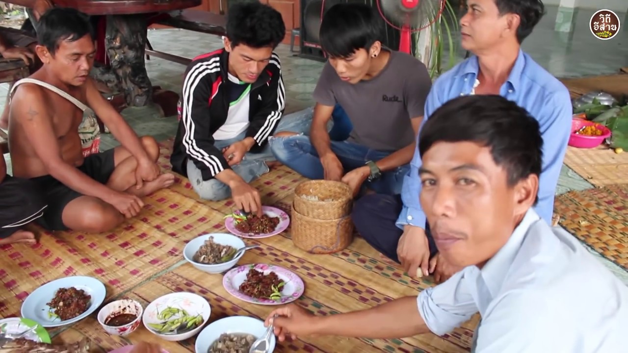 บุญเดือน 9 บุญข้าวประดับดินของชาวอีสาน | สรุปข้อมูลที่เกี่ยวข้องอาหาร ของ ภาค อีสานที่สมบูรณ์ที่สุด