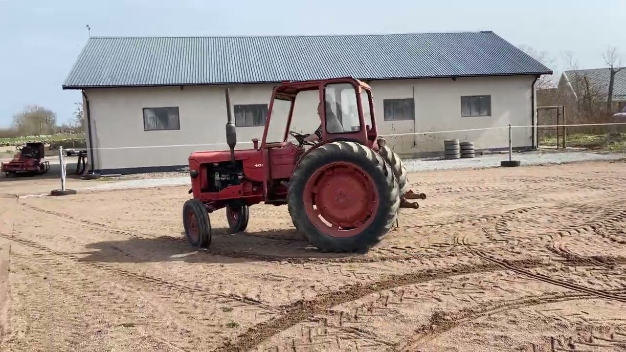 Traktor BM VOLVO 400