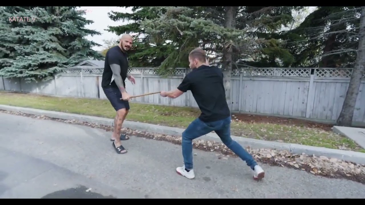 Knife Disarm Defanging The Snake_R