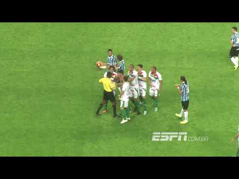 Grêmio 3 x 2 Portuguesa - Campeonato Brasileiro 2013