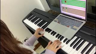 SOFT MOZART RECITAL May 2021: Amber plays March n.3 hiding the notes. Preparatory level C. screenshot 5