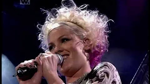 Pink- Just Like A Pill (Live At The Princes Trust Royal Gala, 2006)