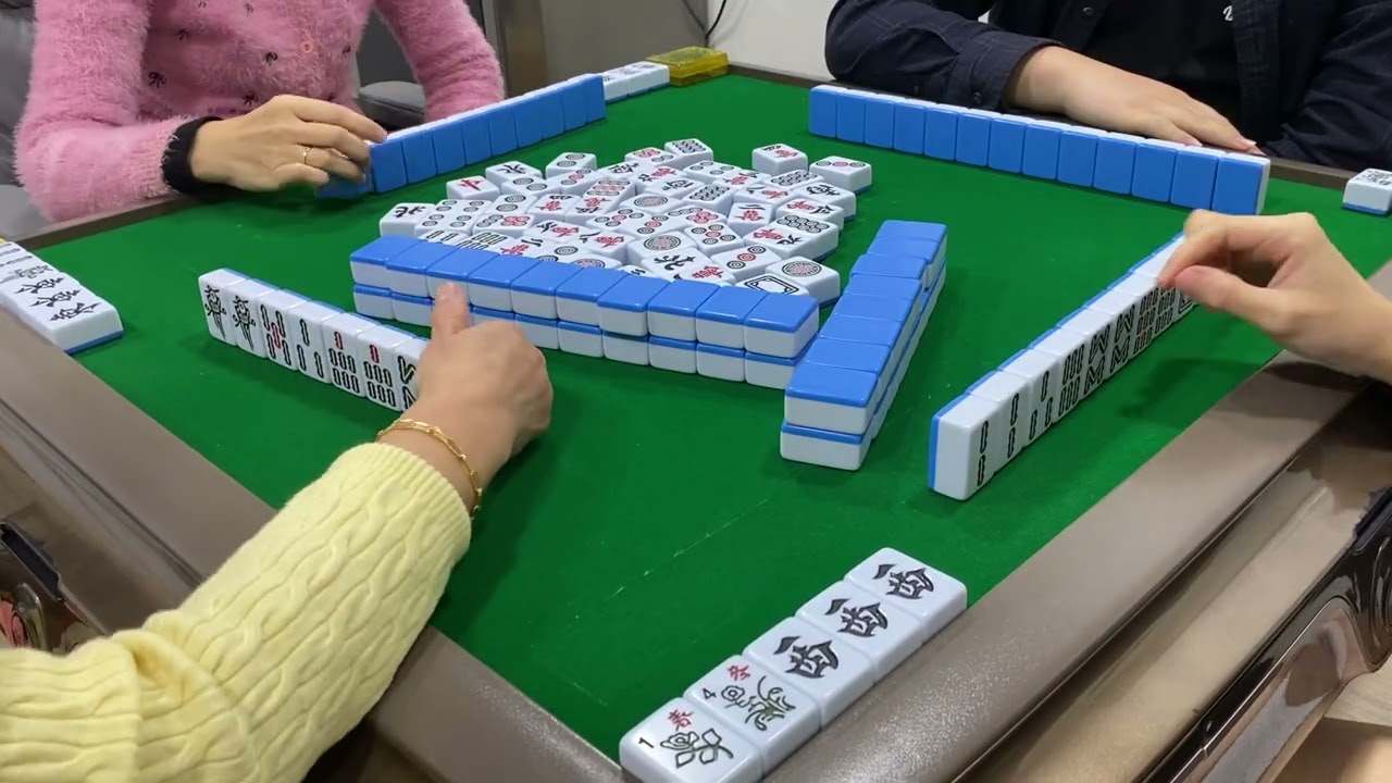 Mahjong272. 廣東牌10番512有花🀄️新人局四回之二：強運蘭姨金剛罩護體，￼衝極都唔會爆頭🤣之後自摸😅￼