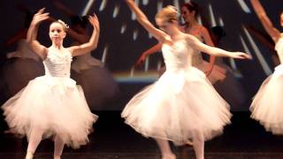 Nutcracker-2011-Snow Scene3