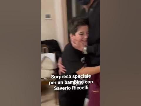 Sorpresa speciale per un bambino con Saverio Riccelli - YouTube