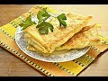 Тонкий лаваш обжаренный с сыром и зеленью