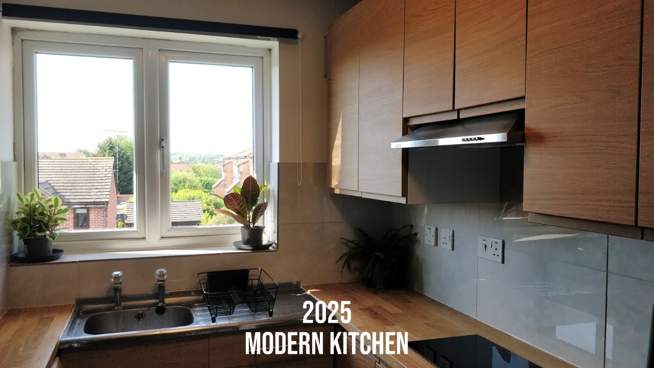How to Build a Modern Kitchen in 2025 | Flat Renovation