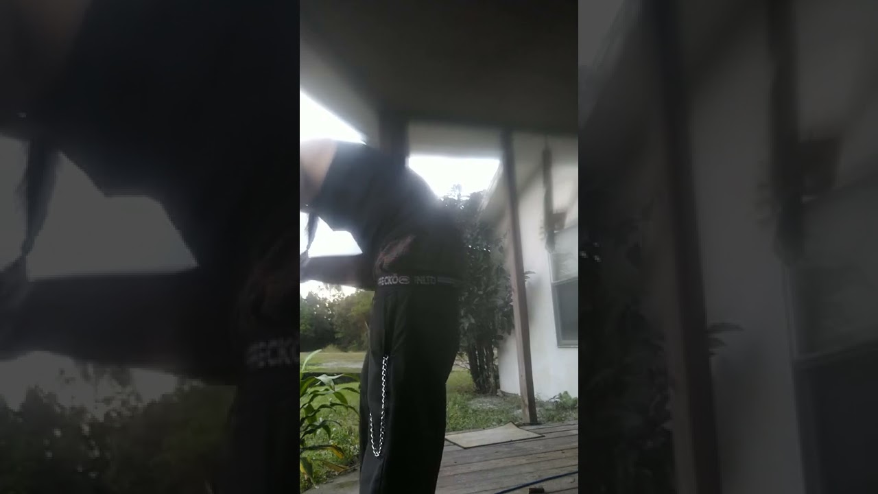 Mossberg 152k .22(accidental fully auto?!)