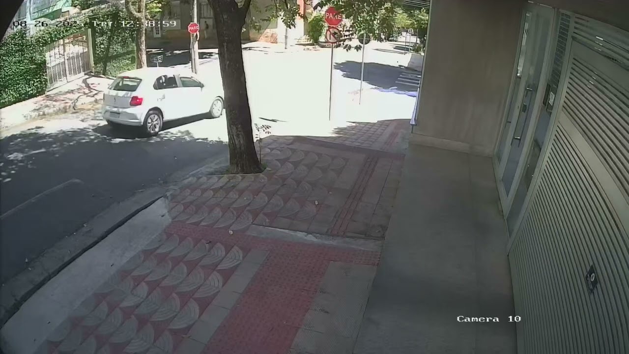 Batida na esquina da Rua Oliveira com Albita e BH em 26/08/2025