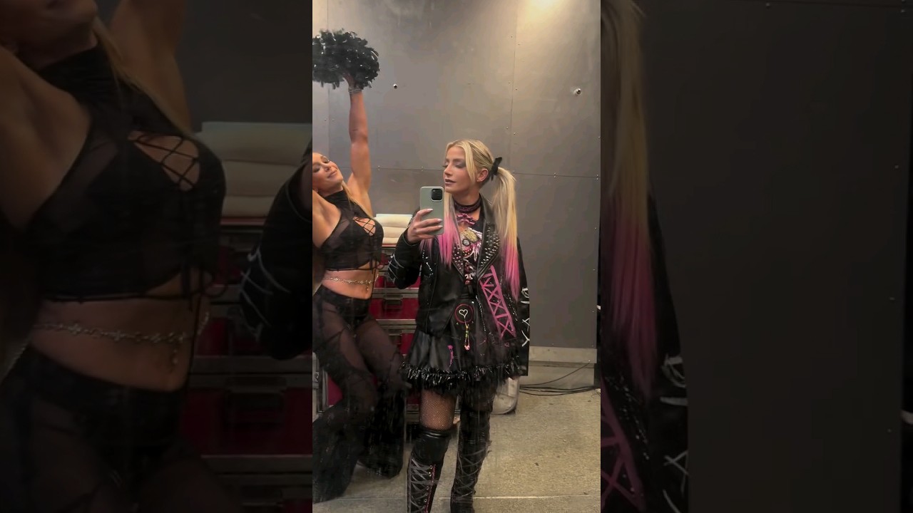 ALEXA BLISS and Charlotte Flair are so funny together 🤣🤣 | 