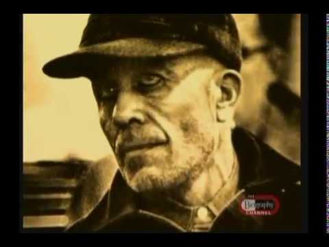 🚨 Ed Gein, der wohl bizzarste Serienmörder und Leichenschänder der USA!