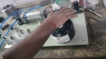 Led bulb cap crimping machine b22