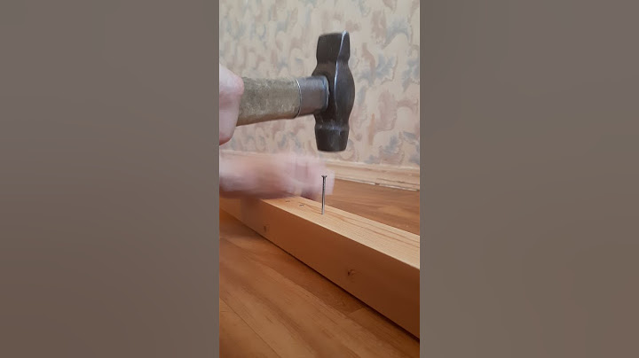 Как правильно забить гвоздь how to hammer a nail correctly 如何正确敲钉子 釘を正しく打つ方法 cómo clavar un clavo