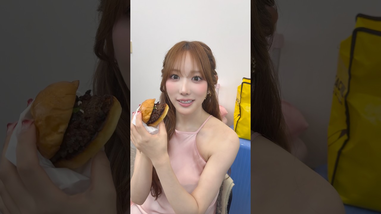 特製こなんバーガーだよ🍔🔥
