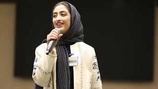 اجرای آغازین مریم حسینی، مسترمجری بخش رقابتی جوان در چهاردهمین جشنواره بین المللی سعدی