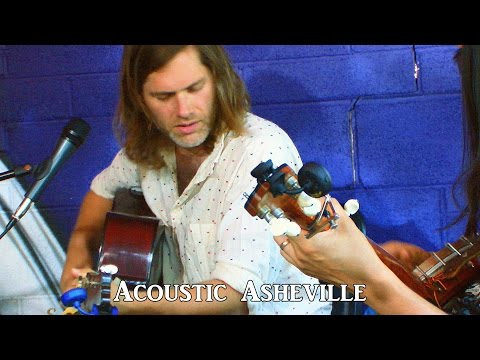 Fruit Bats - When U Love Somebody | Acoustic Asheville