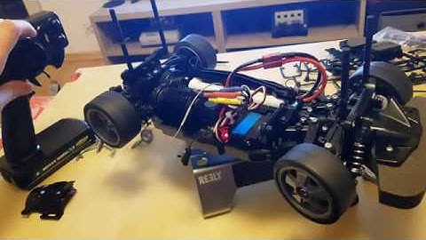 Tamiya RC Porsche 911 rsr TT02 - Unboxing and Assembling