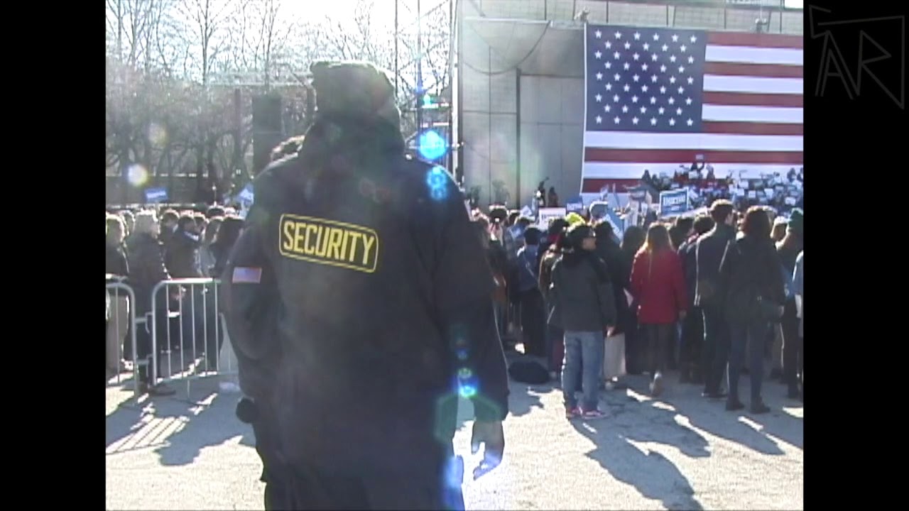 BERNIE SANDERS RALLY CHICAGO - YouTube