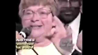 Preachers making satanic hand signs 101 (the battle is real)