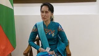 アウンサンスーチー氏「ロヒンギャ帰還進める」 朝日新聞単独会見 スーチー 検索動画4 アウンサンスーチー氏「ロヒンギャ帰還進める」 朝日新聞単独会見 スーチー 検索動画 4