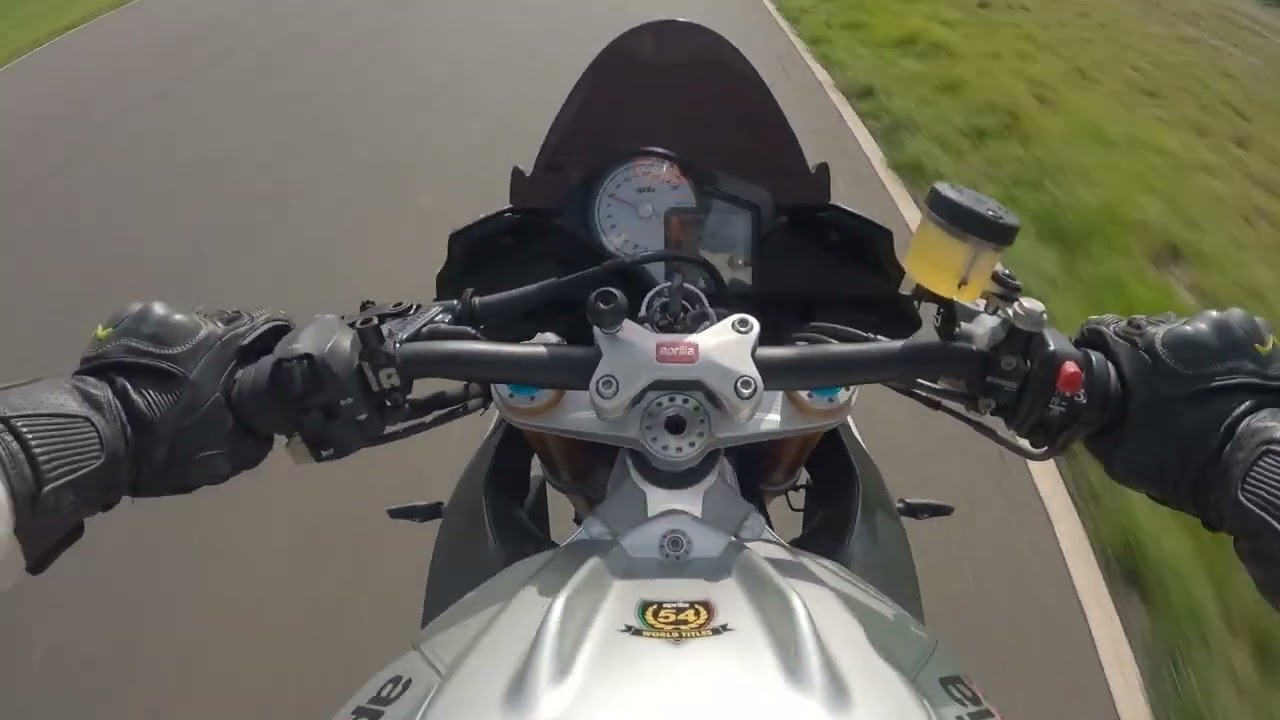 Three Laps on 2016 Aprilia Tuono V4 1100 Factory at 