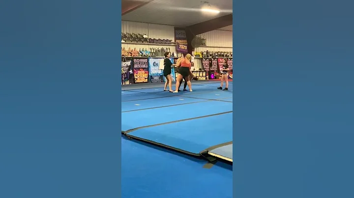 Learning new things #cheer #stunt #cheerleader