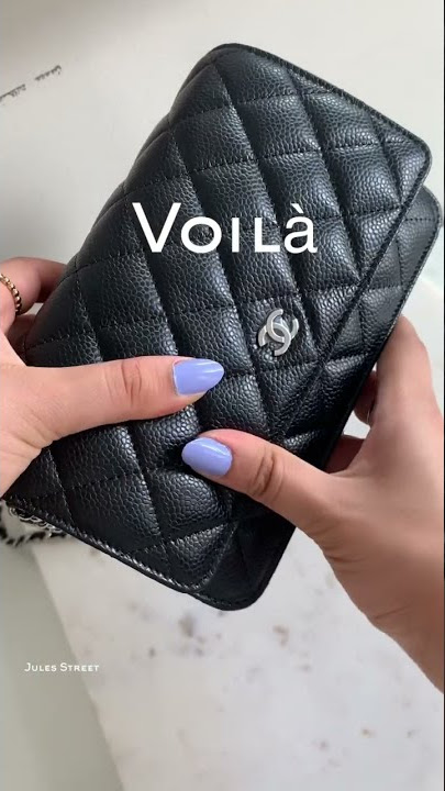 CHANEL WOC 2020 // WHAT'S IN MY BAG 