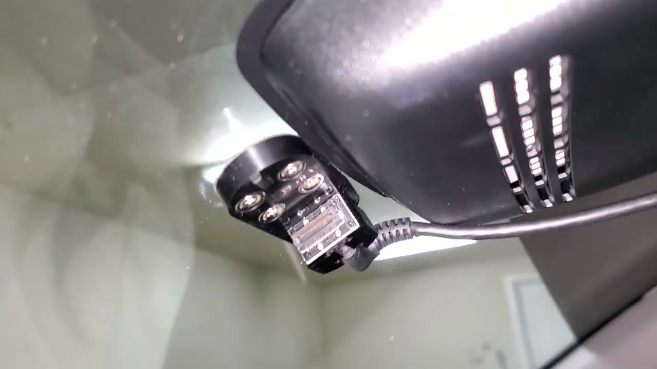 Janka's Workshop (Jan Quick) Magnetic Mount Attached To Windshield For Comma 3X Open Pilot