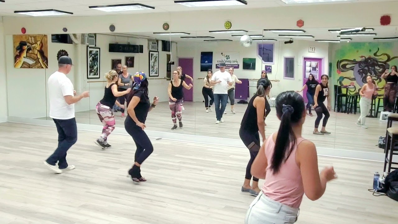 Salsa Classes at Free Spirit Dance