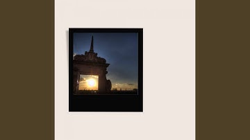 Modish Backdrops for Busy Weekdays