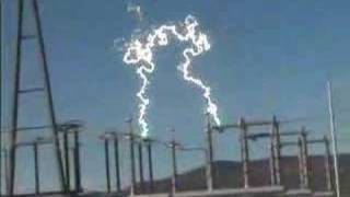 500KV disconnect switch opened under load!