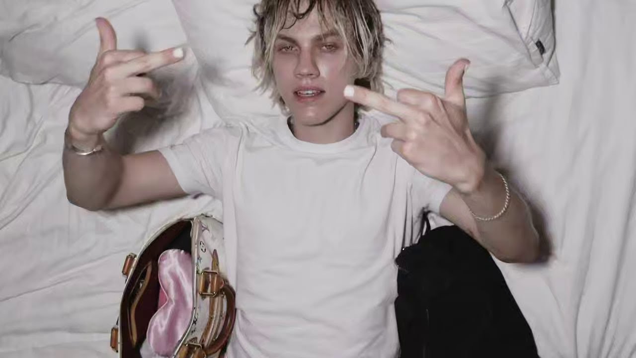 [FREE] elyaplugg type beat - hashtag (prod.screamboy)