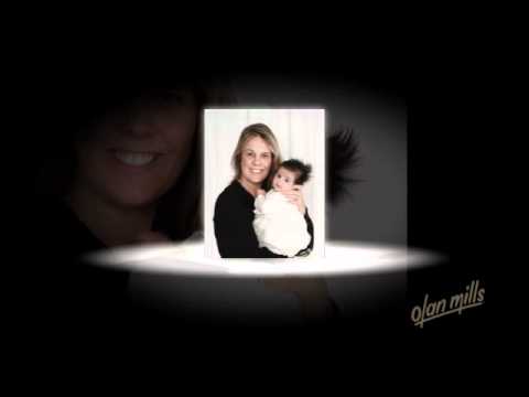 Elle's Olan Mills video