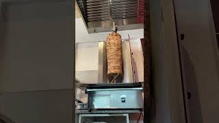 HŐSÖK TERE KEBAB AYN #budapest #food #heroessquare #school #hungary #shawarma #hősökterekebabayn