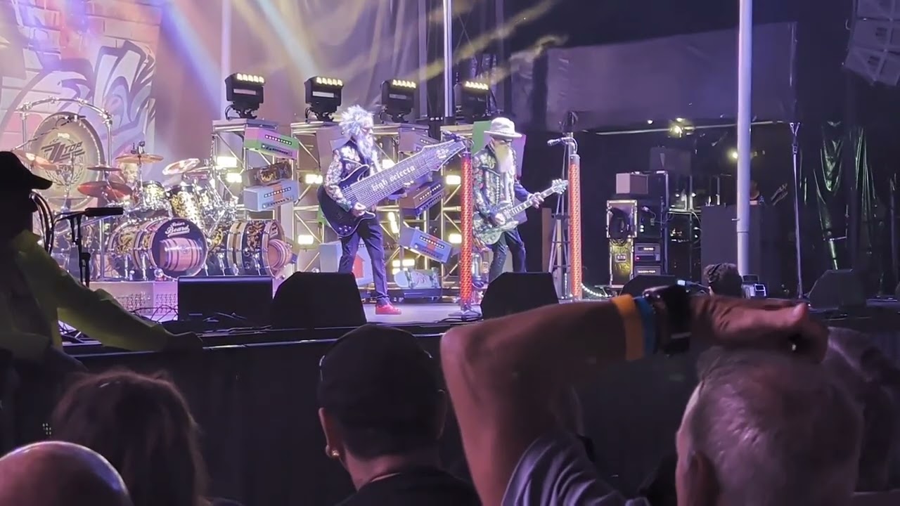Got Me Under Pressure-ZZ Top Live at Freeman Stage-Opening Song