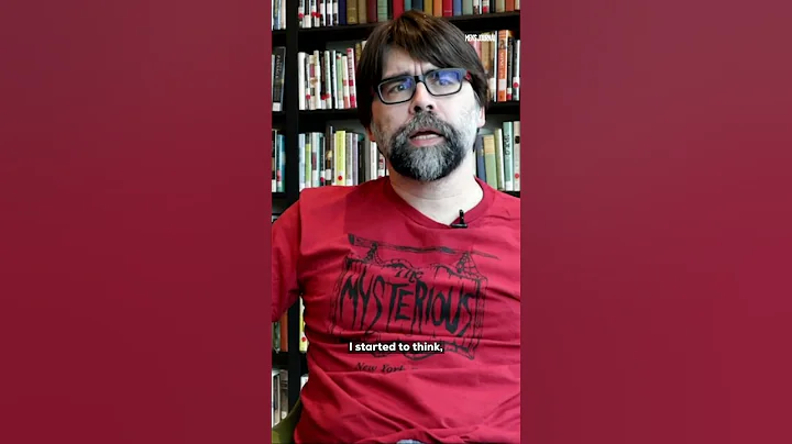 This is Stephen King's son AKA Joe Hill  ✍️