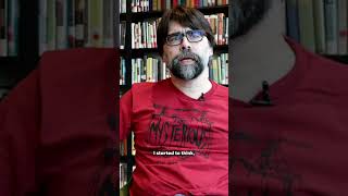 This is Stephen King's son AKA Joe Hill  ✍️