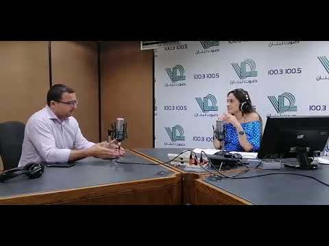 جائزة موريس عواد مع المدير التنفيذي لمؤسسة موريس عواد ملكار الخوري في عالموجة سوا