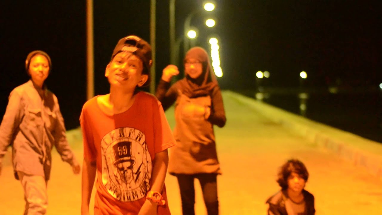 (COVER DASI KUPU KUPU)Yoga,Sakty,Thio,Anha,AndiRafli,ErickEditor 