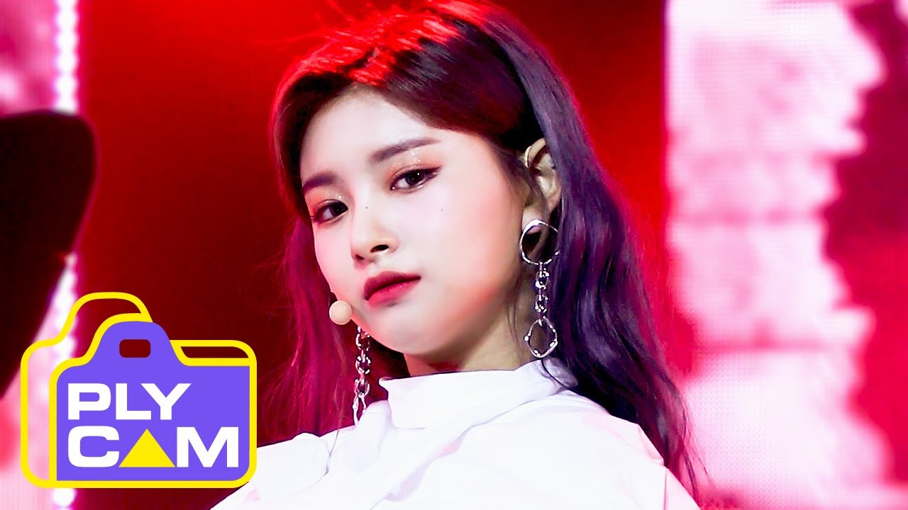 [플리캠 4K] EVERGLOW YIREN 'LA DI DA' (에버글로우 이런 직캠)ㅣSimply K-Pop Ep.436
