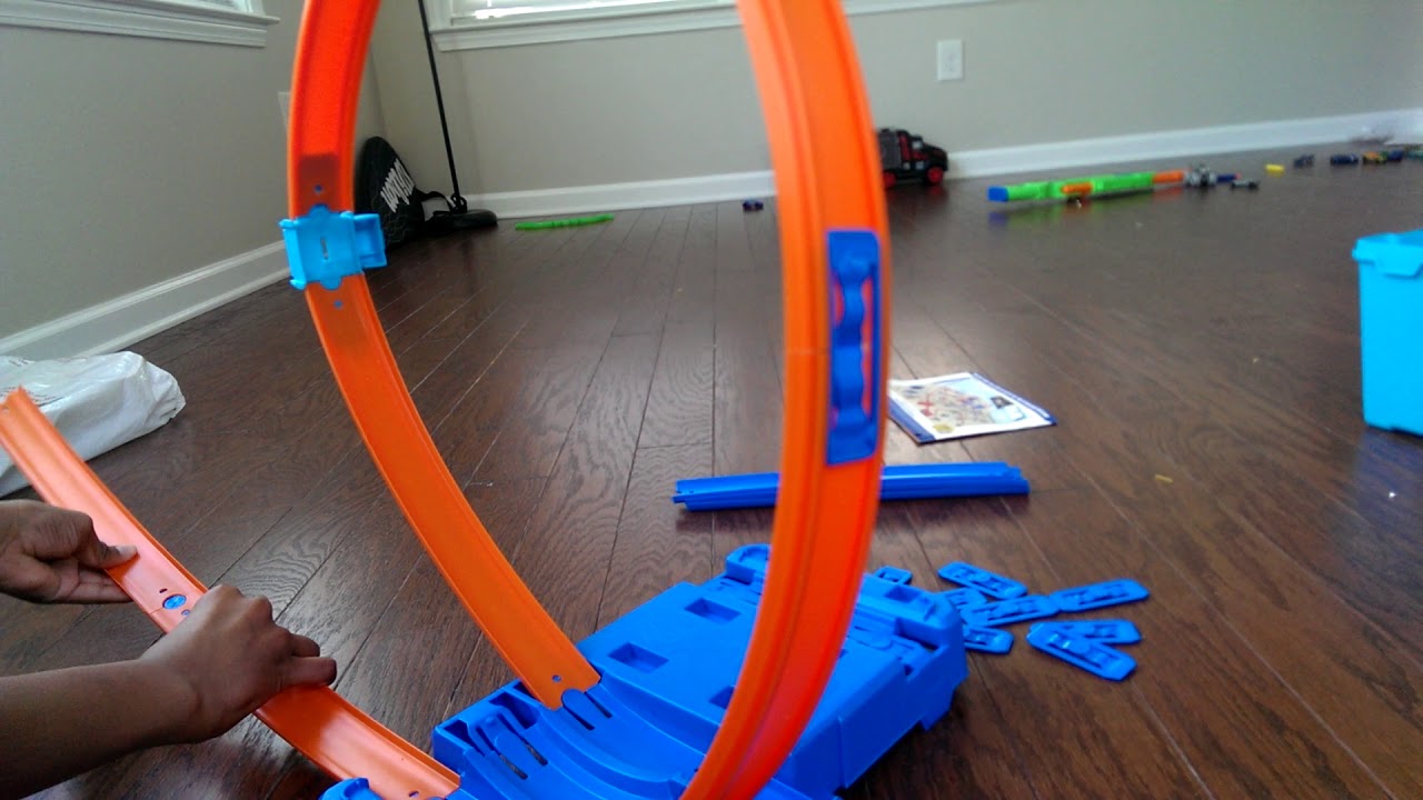 hot wheels track builder multi loop box