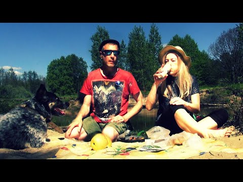 ОНА ПЬЯНАЯ А ОН ТРЕЗВЫЙ / ЖАРКИЙ ПОХОД НА БОЛВУ / ЖАРИМ КАРТОШКУ С МЯСОМ