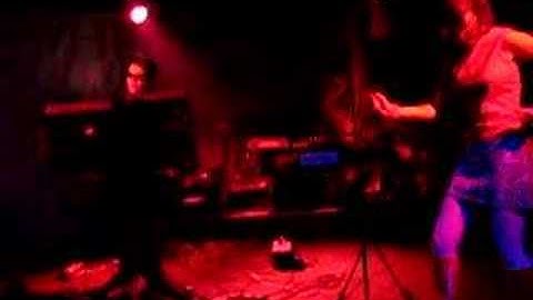 Hyperbubble Solid-Pop