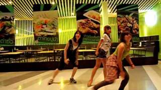 2NE1 - Fire by Pas$ion Trip Group Dance Practice V.2
