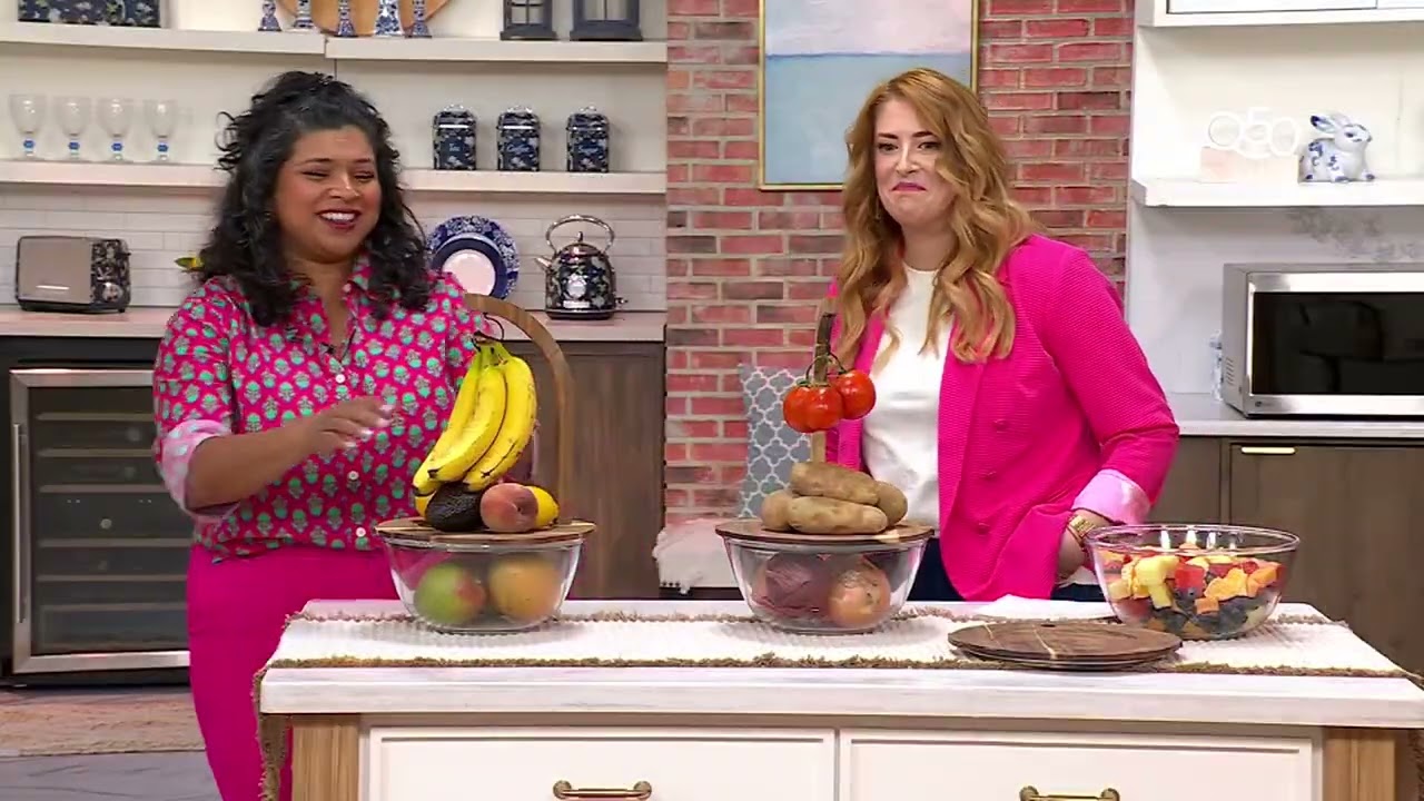 Aarti Sequeira 4-qt Glass Fruit Bowl w/ Banana Hanger Acacia Lid on QVC