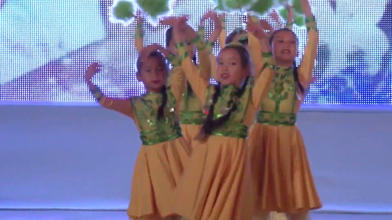 Казахский танец ансамбль "Шолпы"