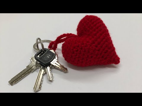    ميدالية كروشيه على شكل قلب