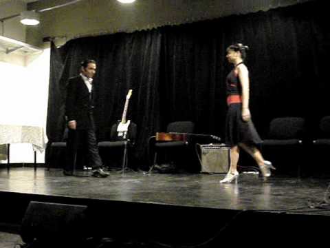 Gastón Gerez- Florencia . Tango. Improvisacion. El Choclo. Casa de la lectura. 28/7/10