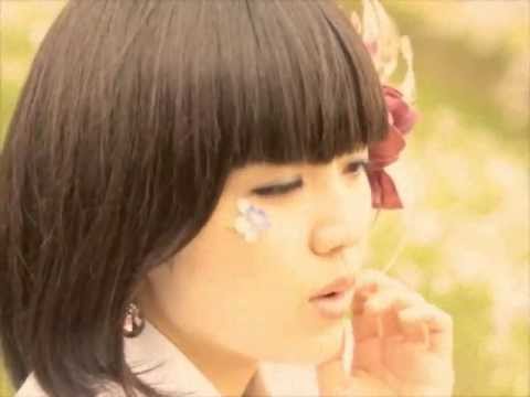 小林未郁 mika kobayashi / 剥製と散歩 Hakusei to Sanpo , directed by Chika Okazumi